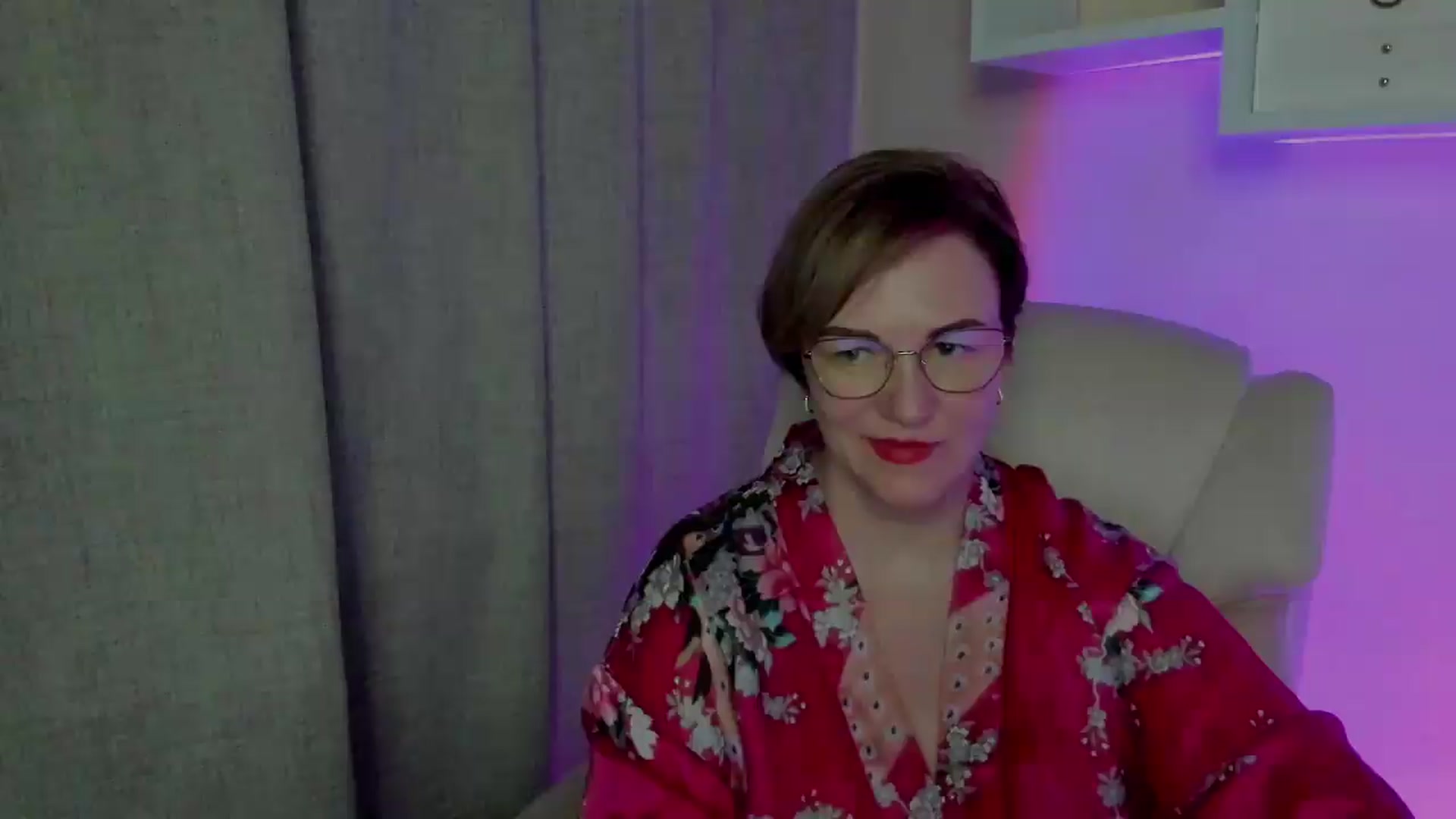 Gallery image thumbnail from EroticFELIZIA's myfreecams stream on, 08/16/2026, 16:24 image 9 of 20