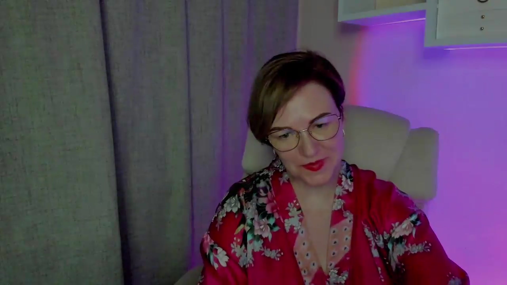 Gallery image thumbnail from EroticFELIZIA's myfreecams stream on, 08/16/2026, 16:24 image 6 of 20