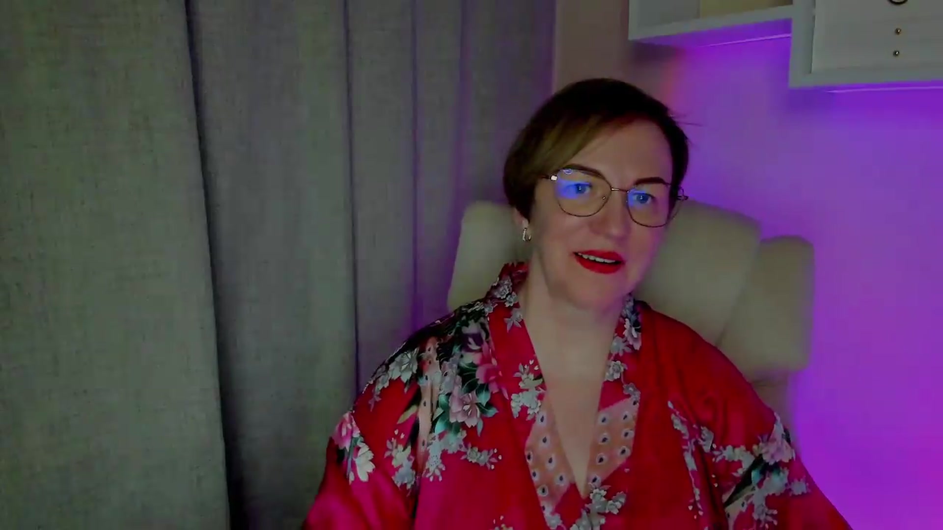 Gallery image thumbnail from EroticFELIZIA's myfreecams stream on, 08/16/2026, 16:24 image 7 of 20