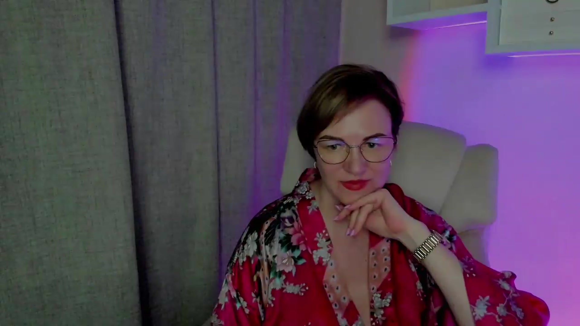 Gallery image thumbnail from EroticFELIZIA's myfreecams stream on, 08/16/2026, 16:24 image 17 of 20