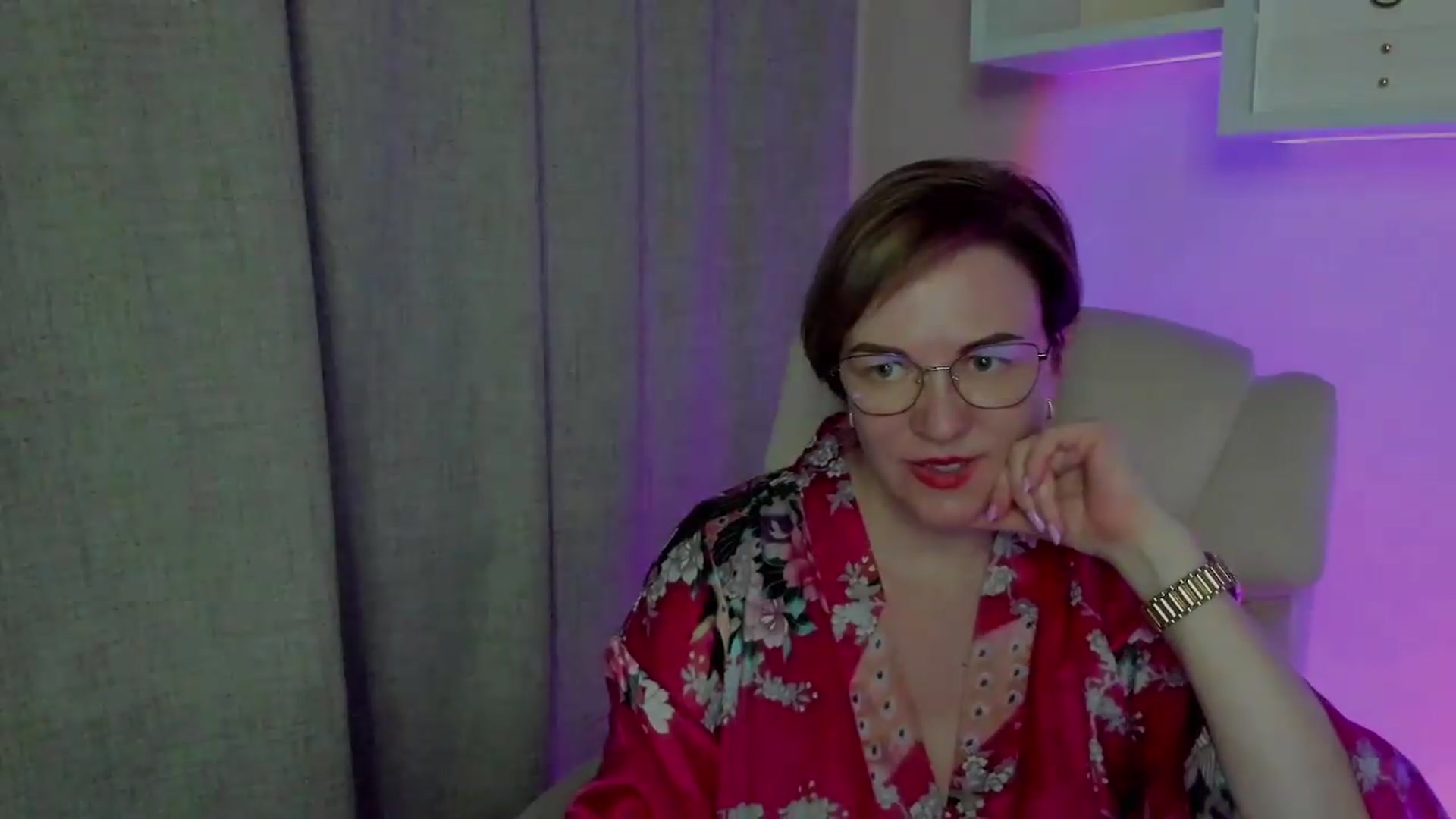 Gallery image thumbnail from EroticFELIZIA's myfreecams stream on, 08/16/2026, 16:24 image 10 of 20