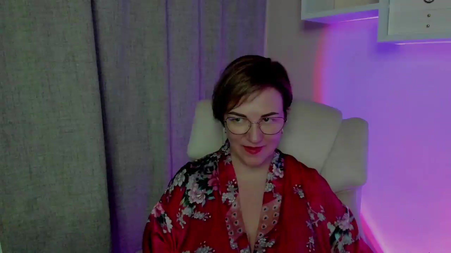 Gallery image thumbnail from EroticFELIZIA's myfreecams stream on, 08/16/2026, 20:09 image 14 of 20