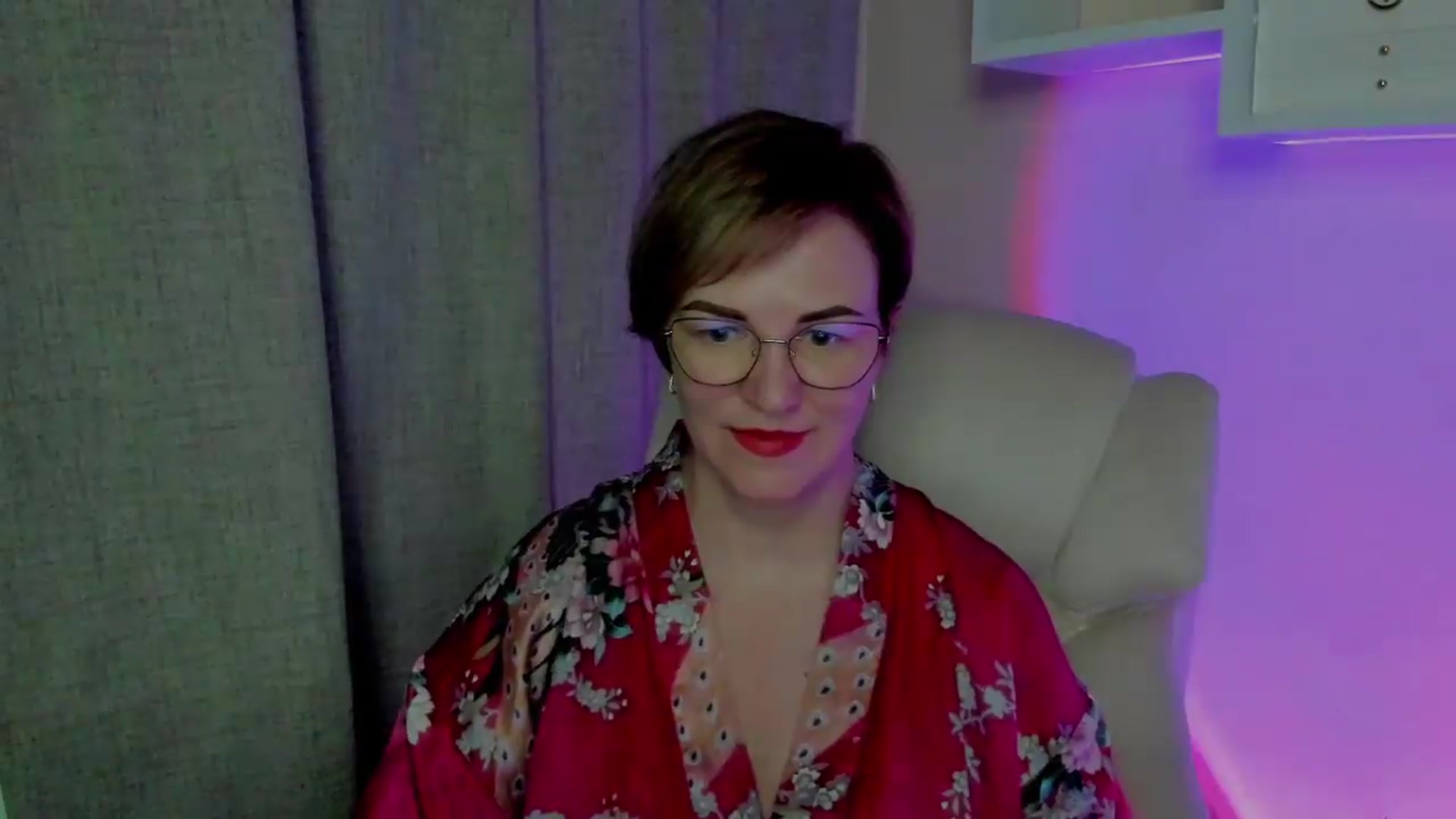 Gallery image thumbnail from EroticFELIZIA's myfreecams stream on, 08/16/2026, 20:09 image 4 of 20