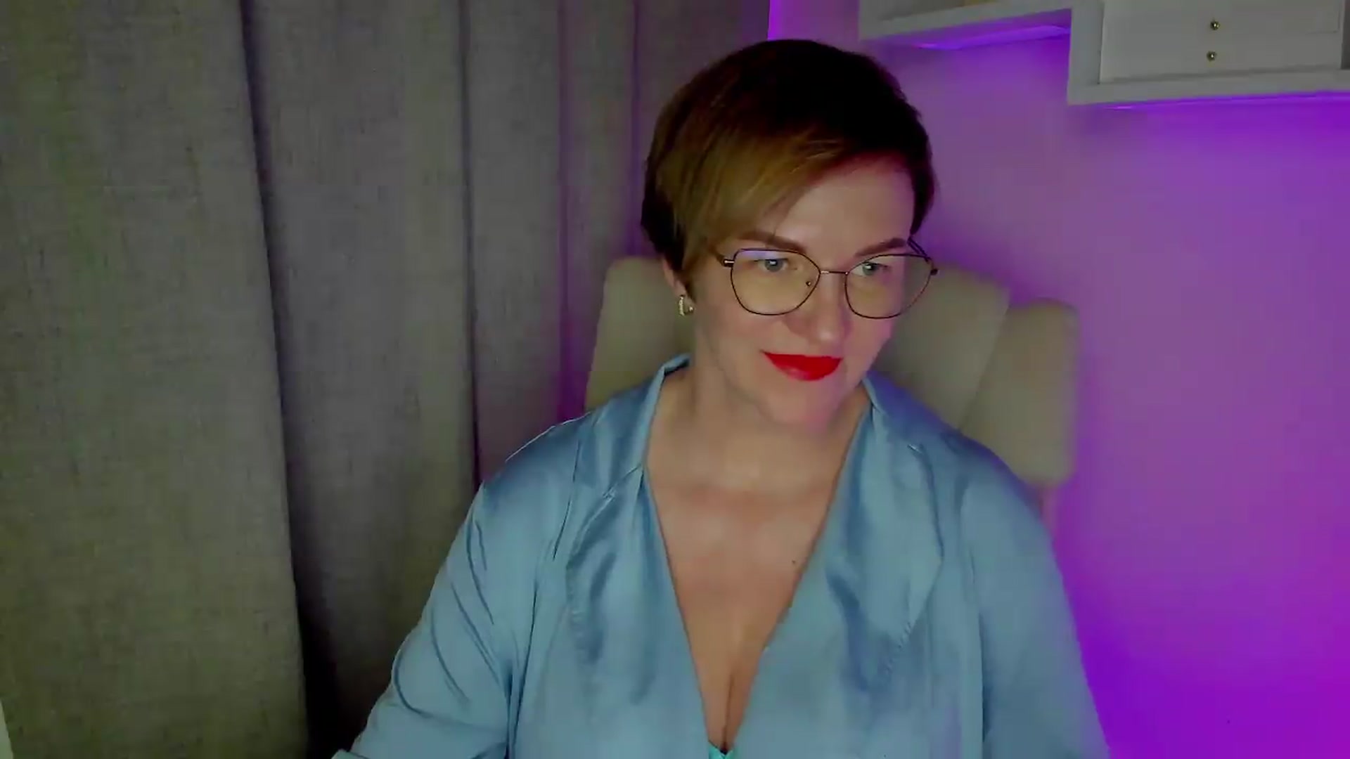 Gallery image thumbnail from EroticFELIZIA's myfreecams stream on, 08/18/2026, 06:54 image 18 of 20
