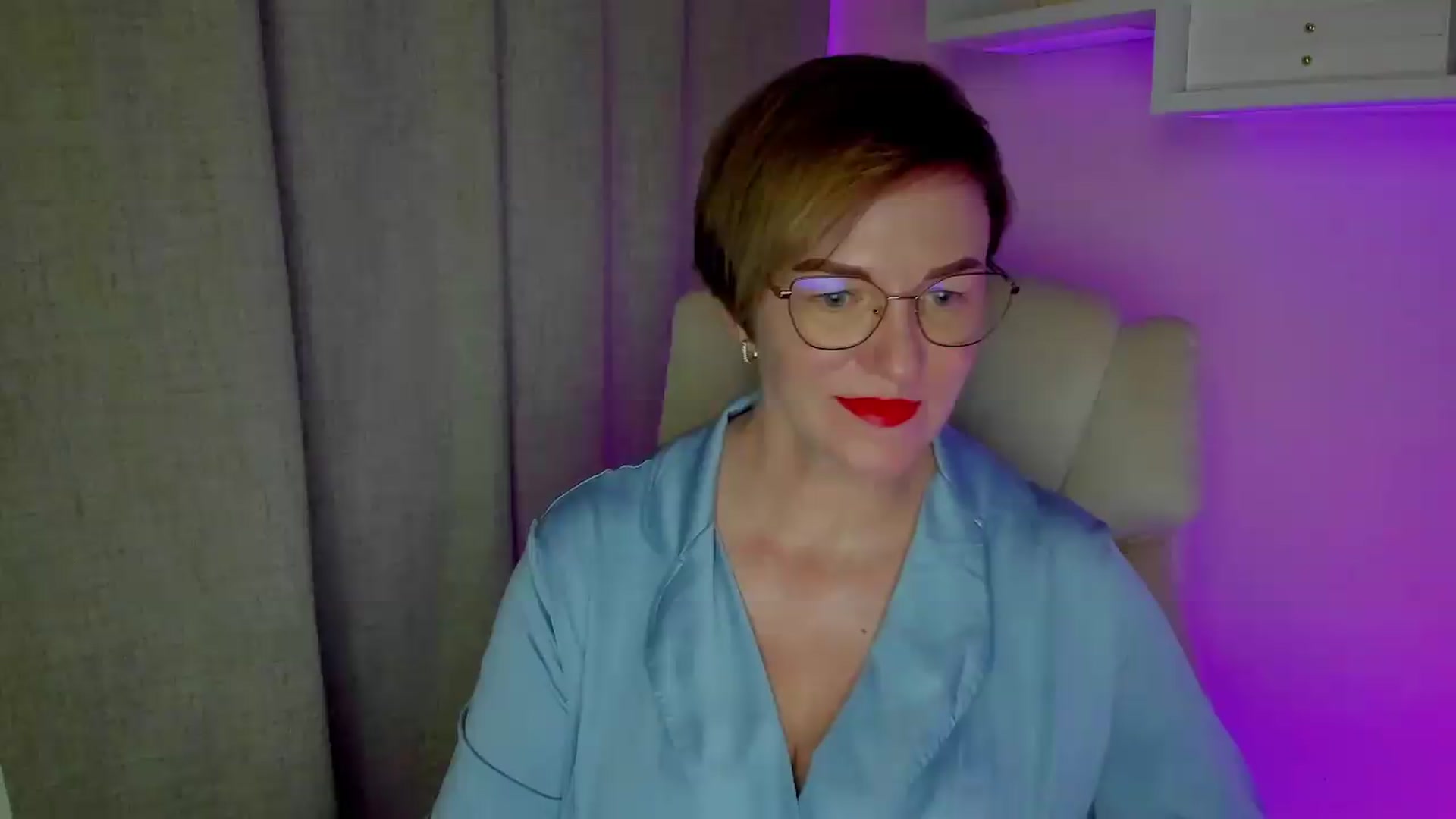 Gallery image thumbnail from EroticFELIZIA's myfreecams stream on, 08/18/2026, 06:54 image 1 of 20