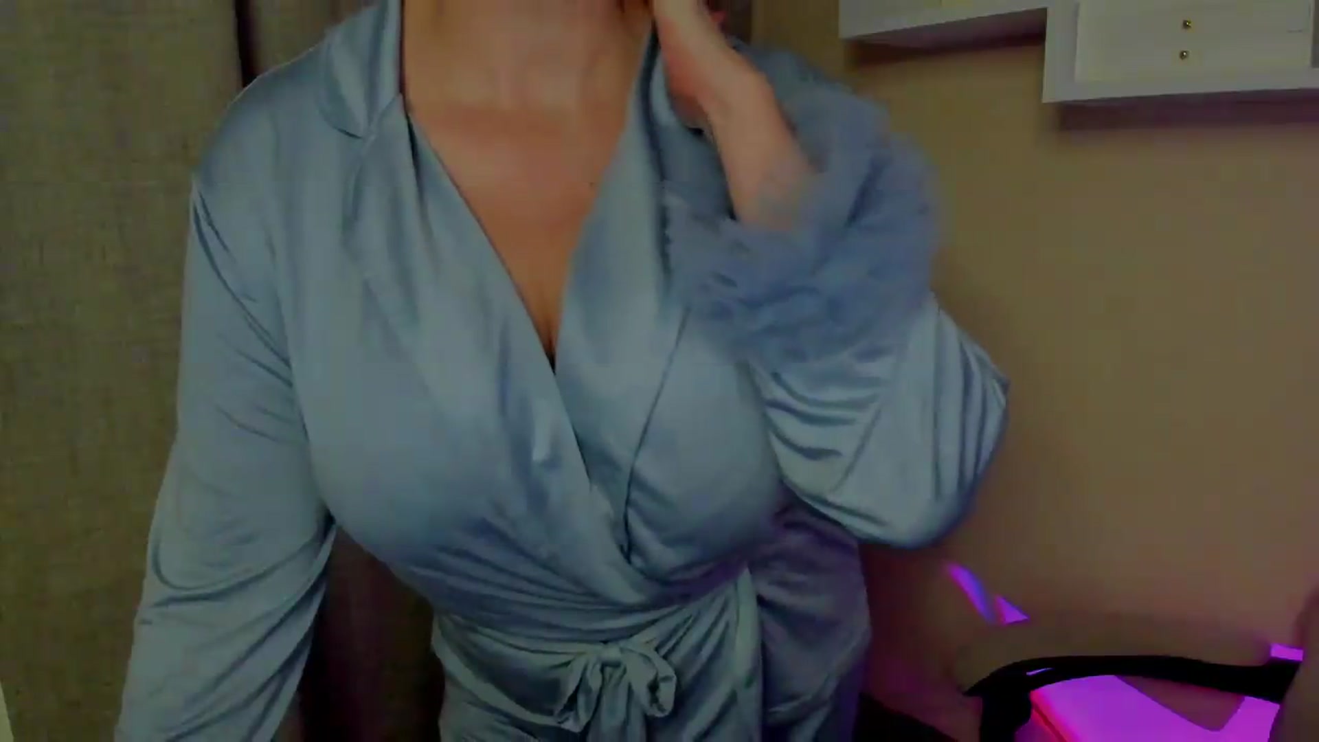 Gallery image thumbnail from EroticFELIZIA's myfreecams stream on, 08/18/2026, 06:54 image 17 of 20