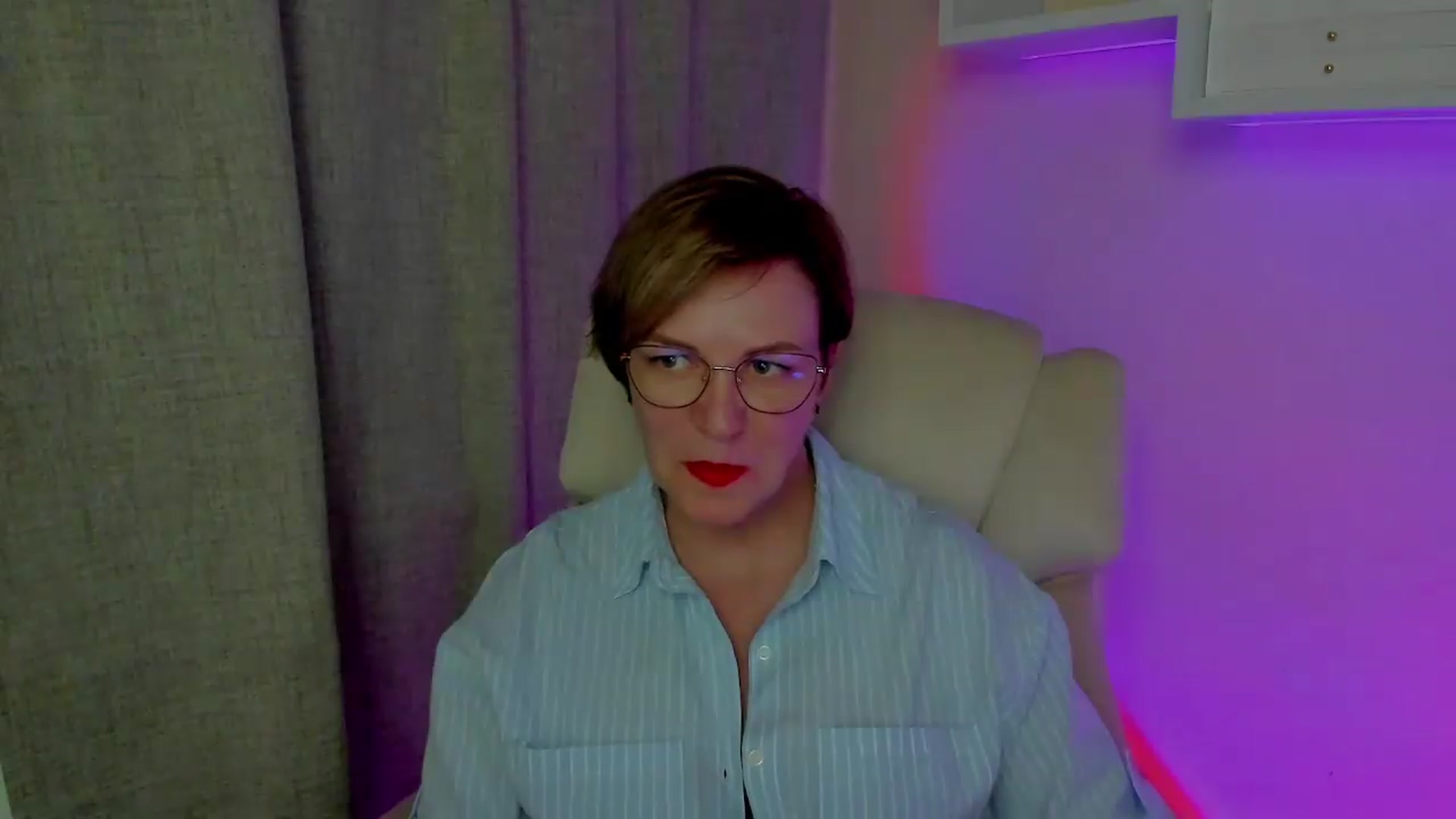 Gallery image thumbnail from EroticFELIZIA's myfreecams stream on, 08/19/2026, 15:22 image 11 of 20