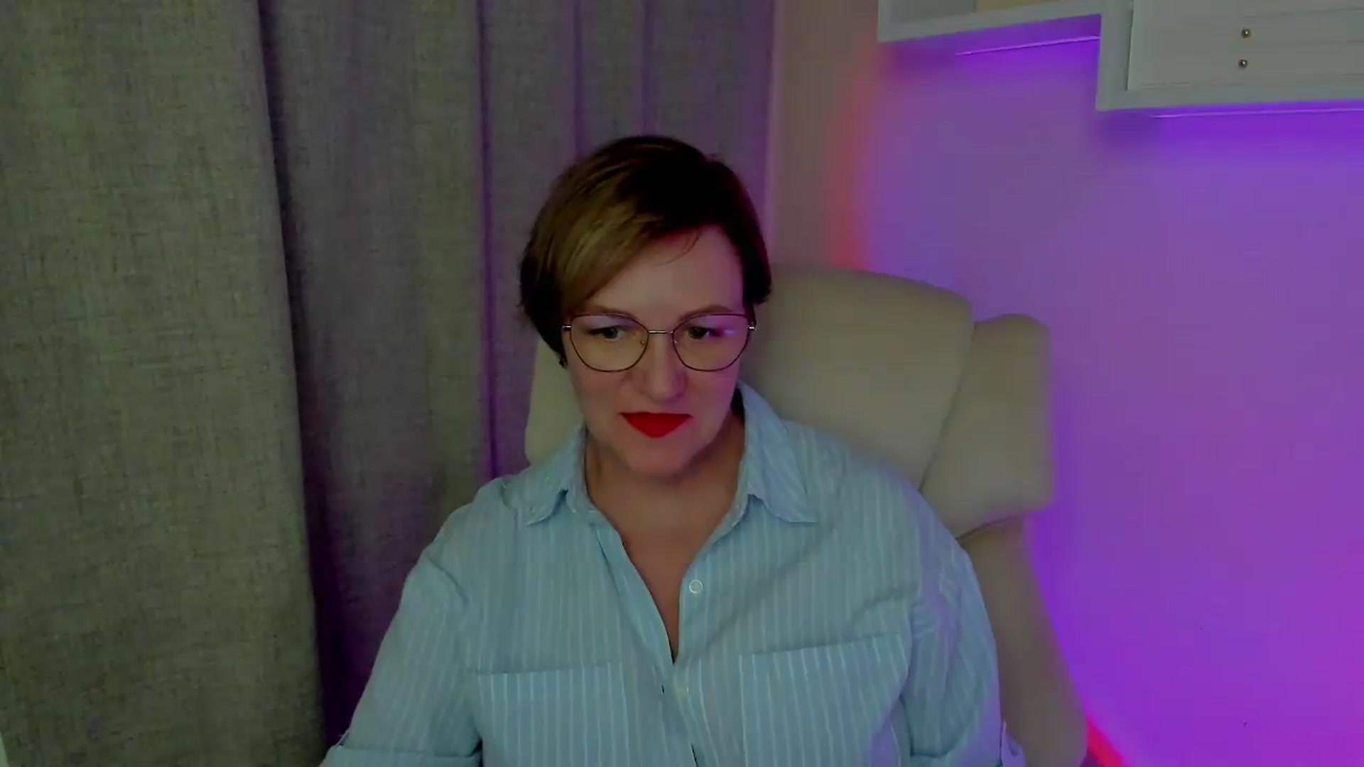 Gallery image thumbnail from EroticFELIZIA's myfreecams stream on, 08/19/2026, 15:22 image 3 of 20