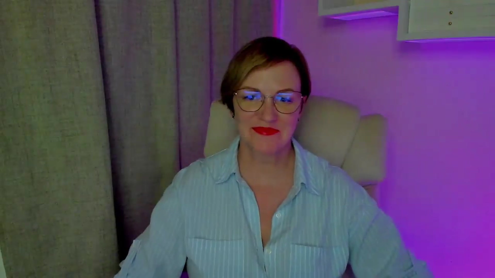 Gallery image thumbnail from EroticFELIZIA's myfreecams stream on, 08/19/2026, 19:19 image 2 of 20
