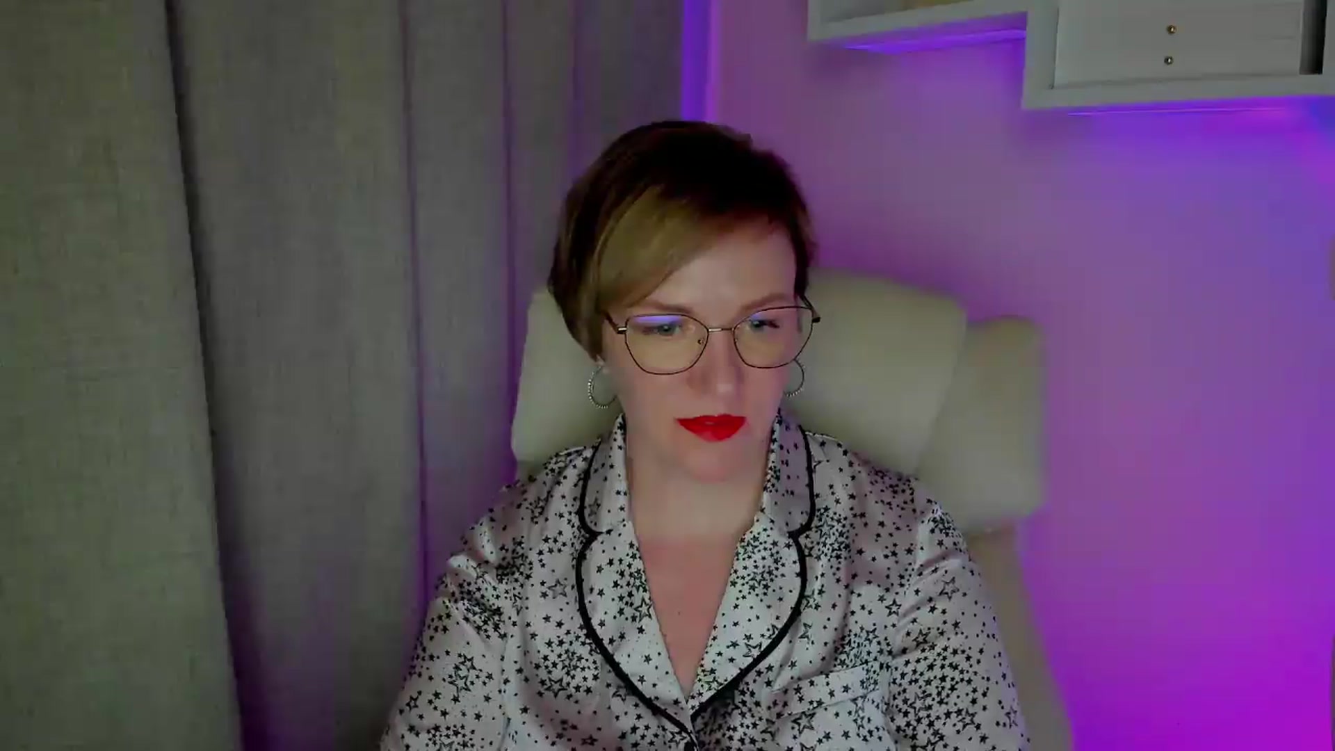 Gallery image thumbnail from EroticFELIZIA's myfreecams stream on, 08/20/2026, 13:51 image 7 of 20