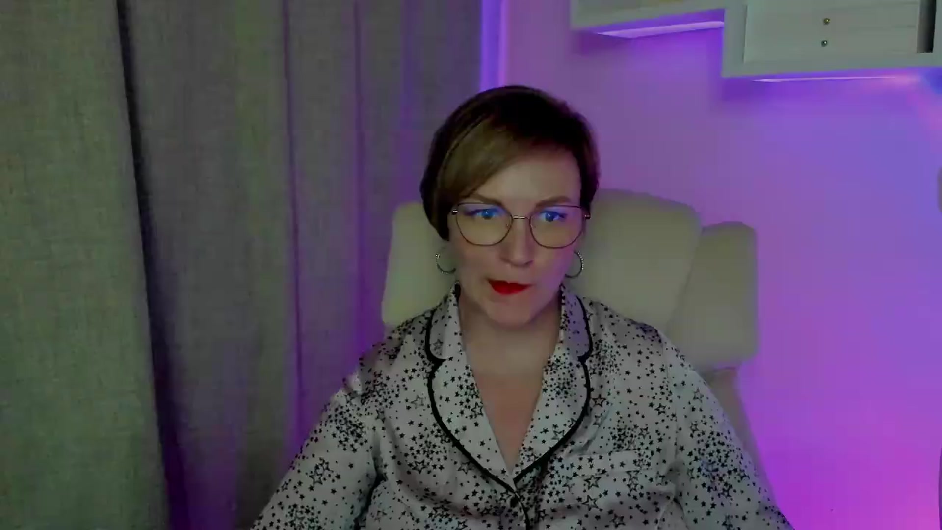 Gallery image thumbnail from EroticFELIZIA's myfreecams stream on, 08/20/2026, 13:51 image 14 of 20