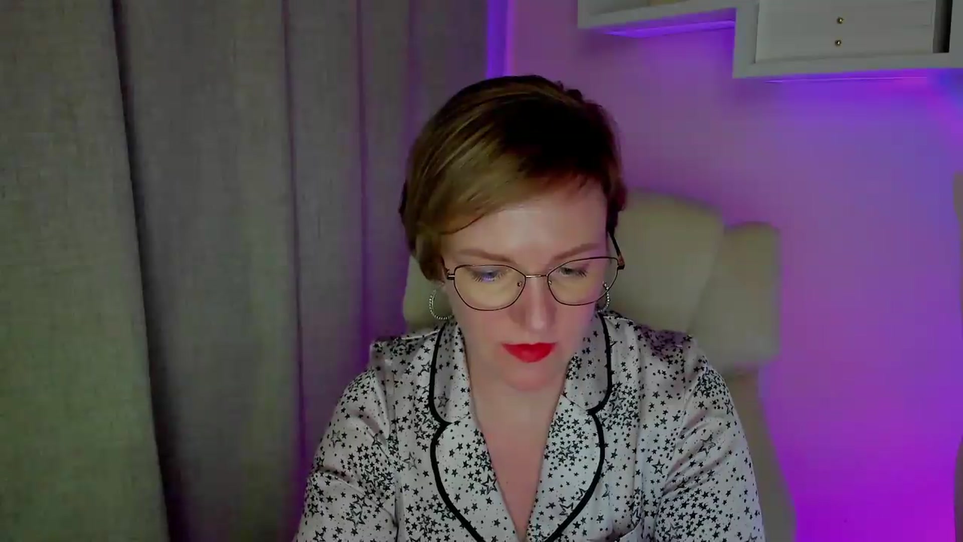 Gallery image thumbnail from EroticFELIZIA's myfreecams stream on, 08/20/2026, 14:22 image 17 of 20