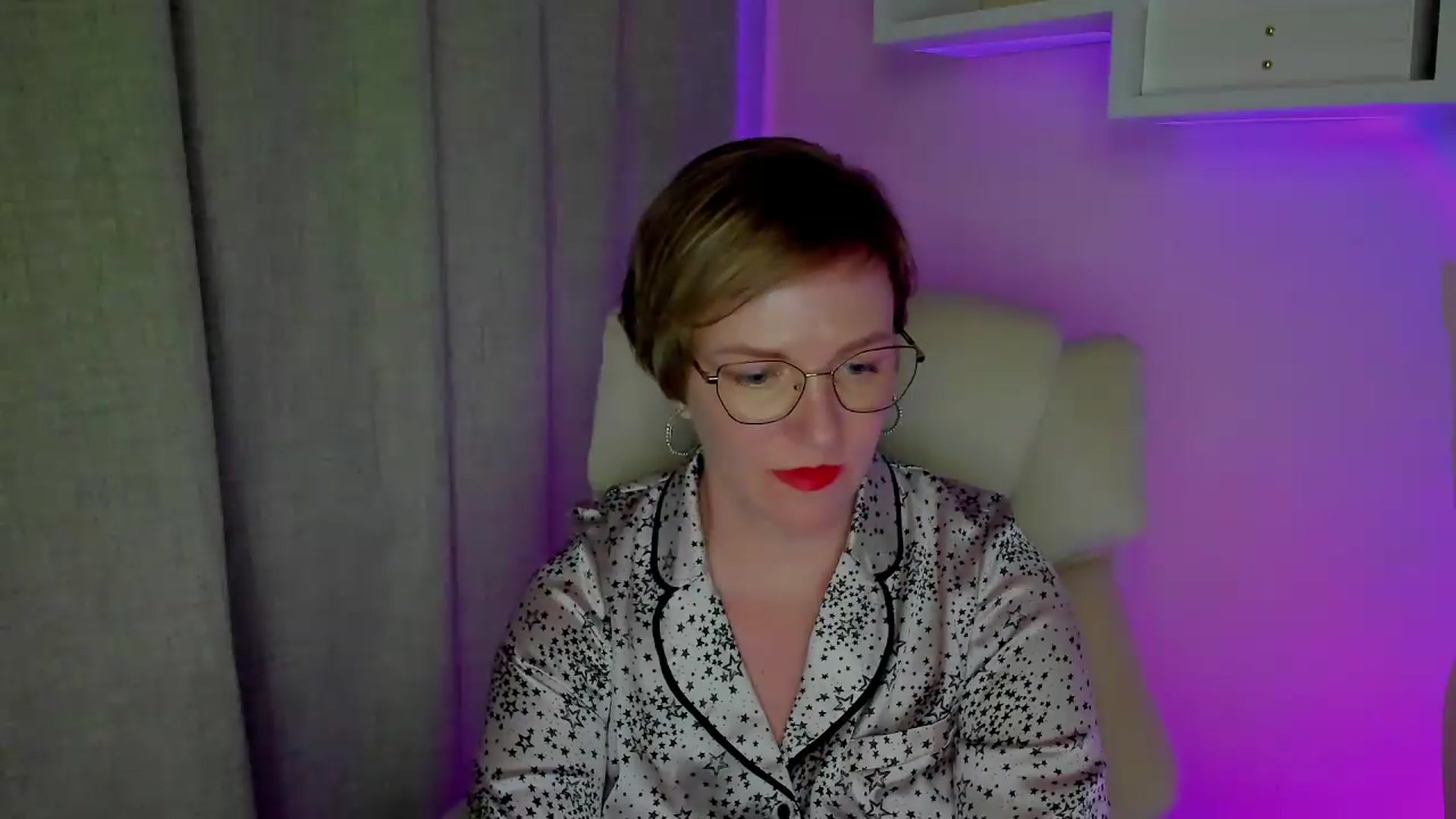 Gallery image thumbnail from EroticFELIZIA's myfreecams stream on, 08/20/2026, 14:22 image 12 of 20