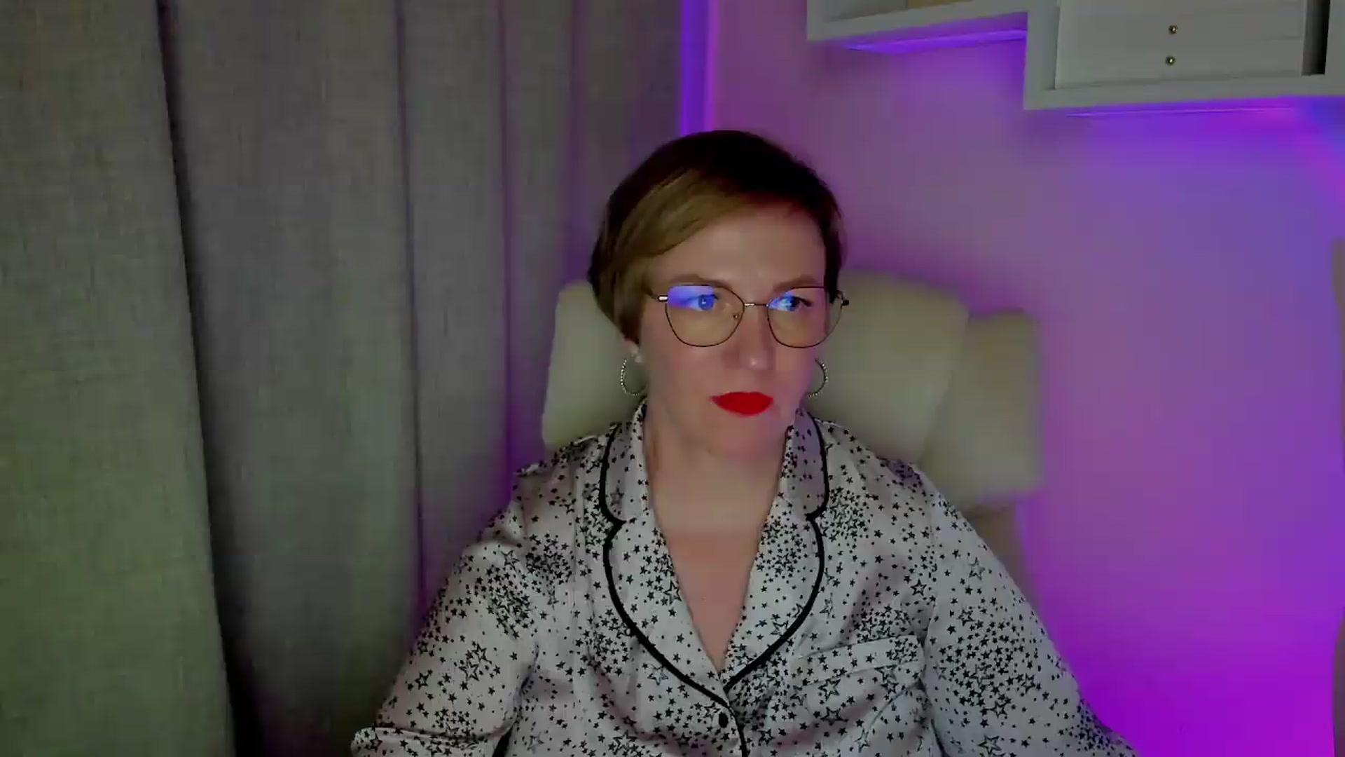 Gallery image thumbnail from EroticFELIZIA's myfreecams stream on, 08/20/2026, 14:22 image 6 of 20