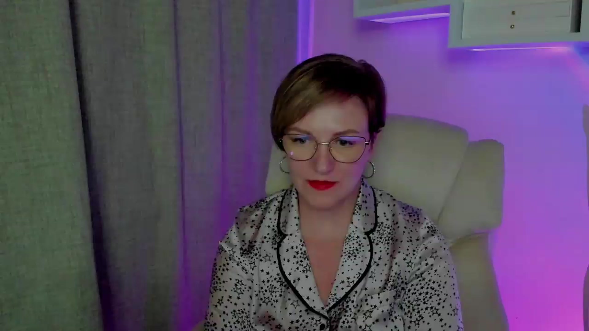 Gallery image thumbnail from EroticFELIZIA's myfreecams stream on, 08/20/2026, 16:04 image 7 of 20
