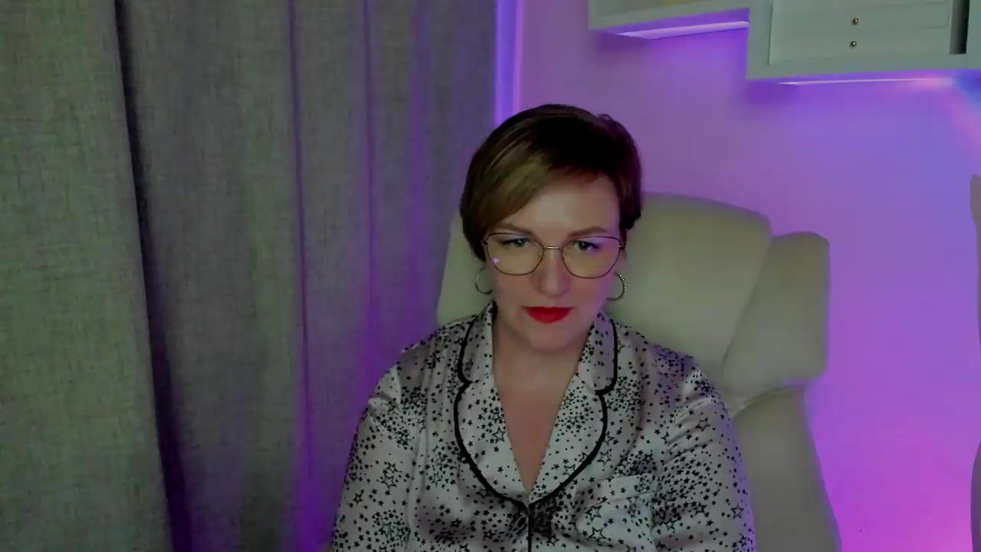 Gallery image thumbnail from EroticFELIZIA's myfreecams stream on, 08/20/2026, 16:04 image 10 of 20
