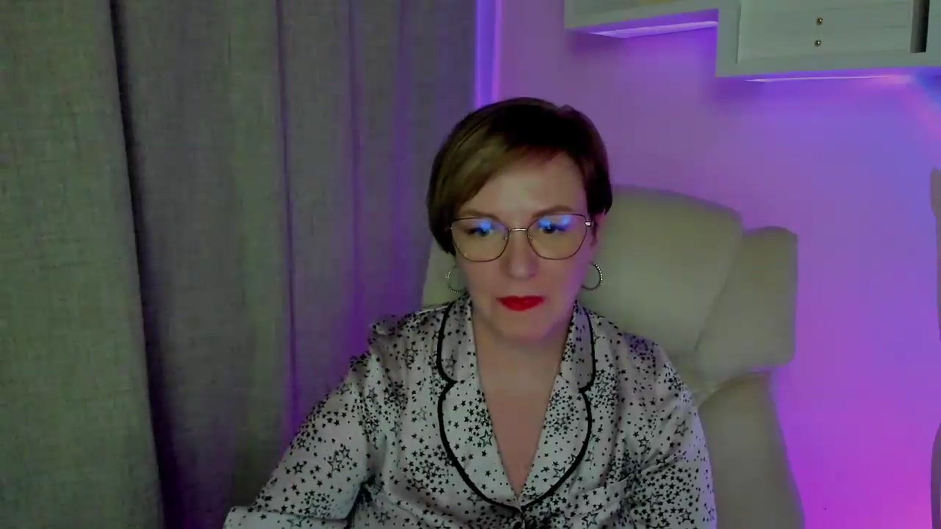Gallery image thumbnail from EroticFELIZIA's myfreecams stream on, 08/20/2026, 16:04 image 17 of 20
