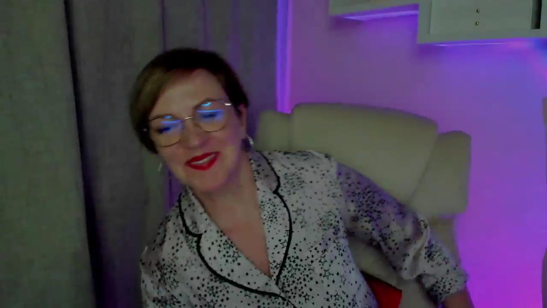 Gallery image thumbnail from EroticFELIZIA's myfreecams stream on, 08/20/2026, 16:04 image 15 of 20