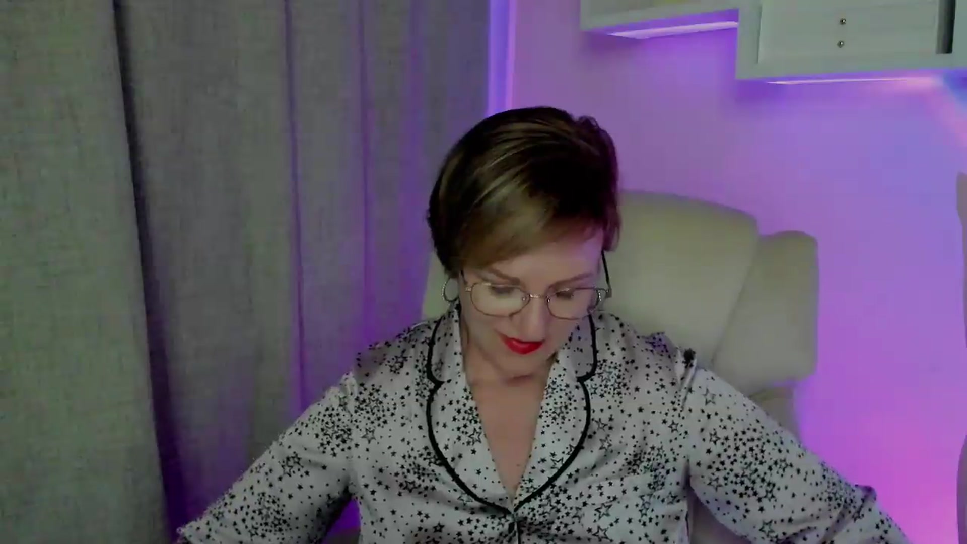 Gallery image thumbnail from EroticFELIZIA's myfreecams stream on, 08/20/2026, 16:04 image 11 of 20