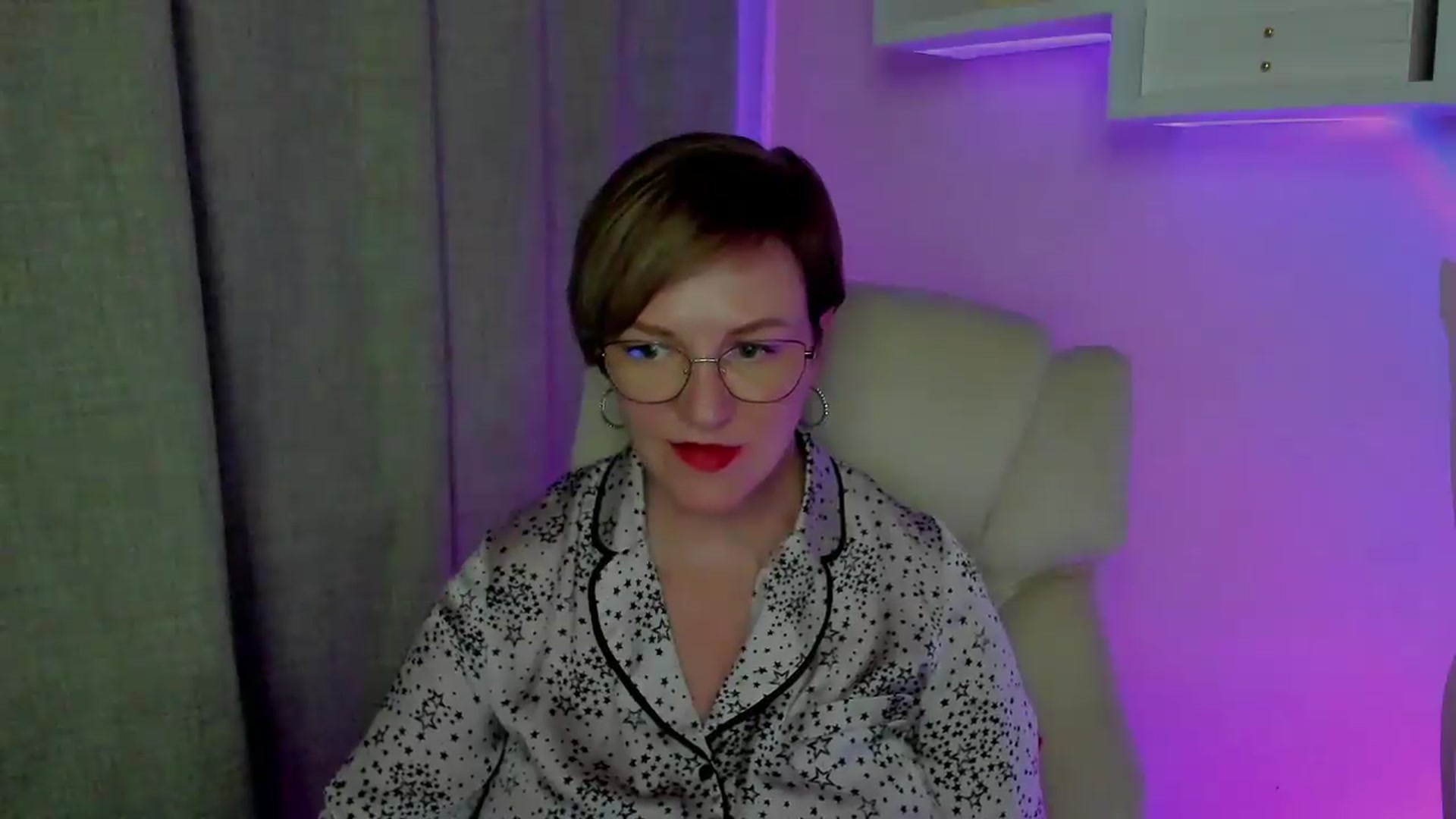 Gallery image thumbnail from EroticFELIZIA's myfreecams stream on, 08/20/2026, 18:29 image 3 of 20