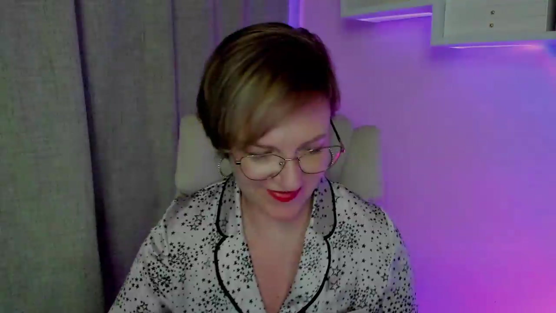 Gallery image thumbnail from EroticFELIZIA's myfreecams stream on, 08/20/2026, 18:29 image 15 of 20