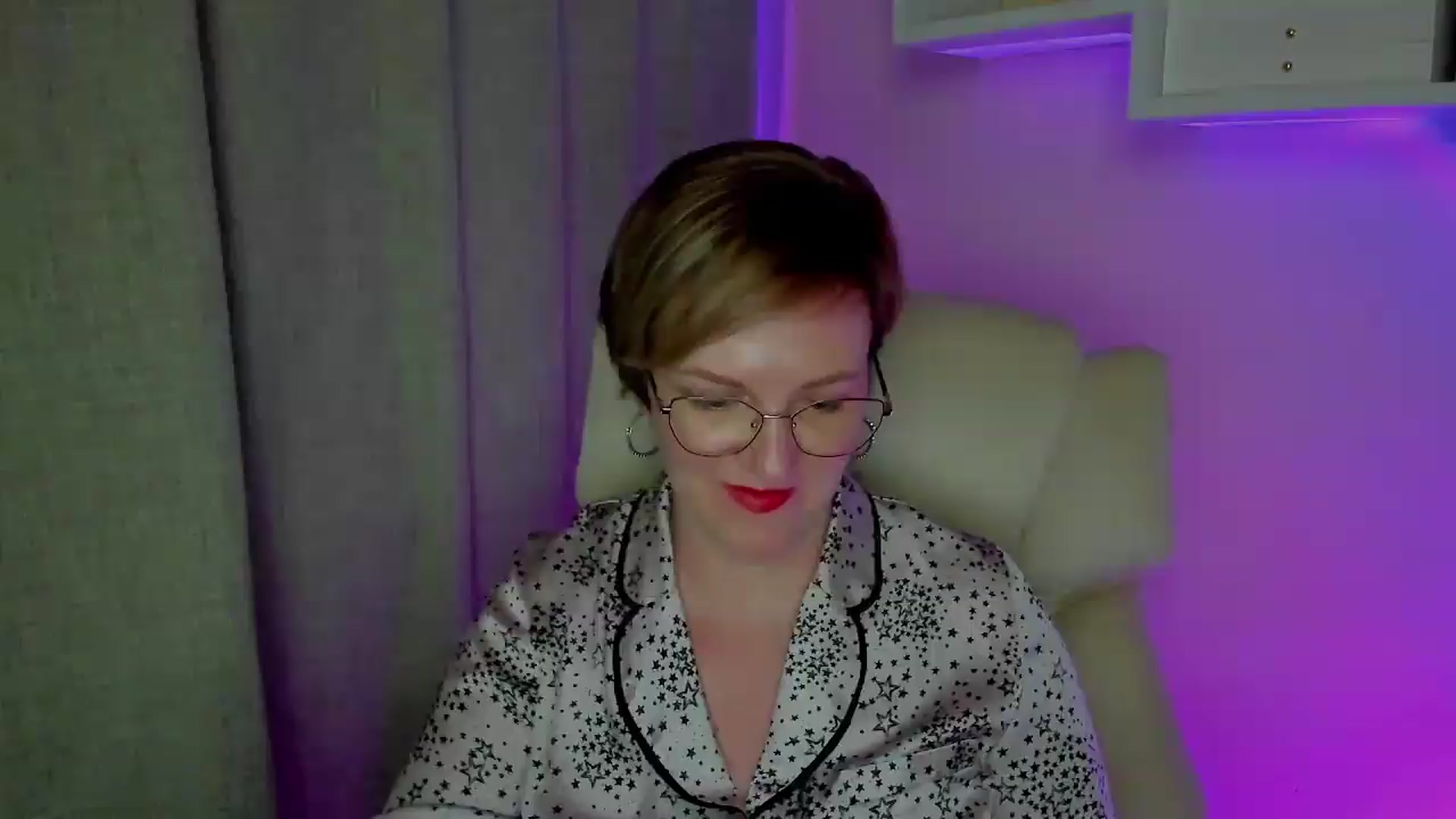 Gallery image thumbnail from EroticFELIZIA's myfreecams stream on, 08/20/2026, 18:29 image 18 of 20