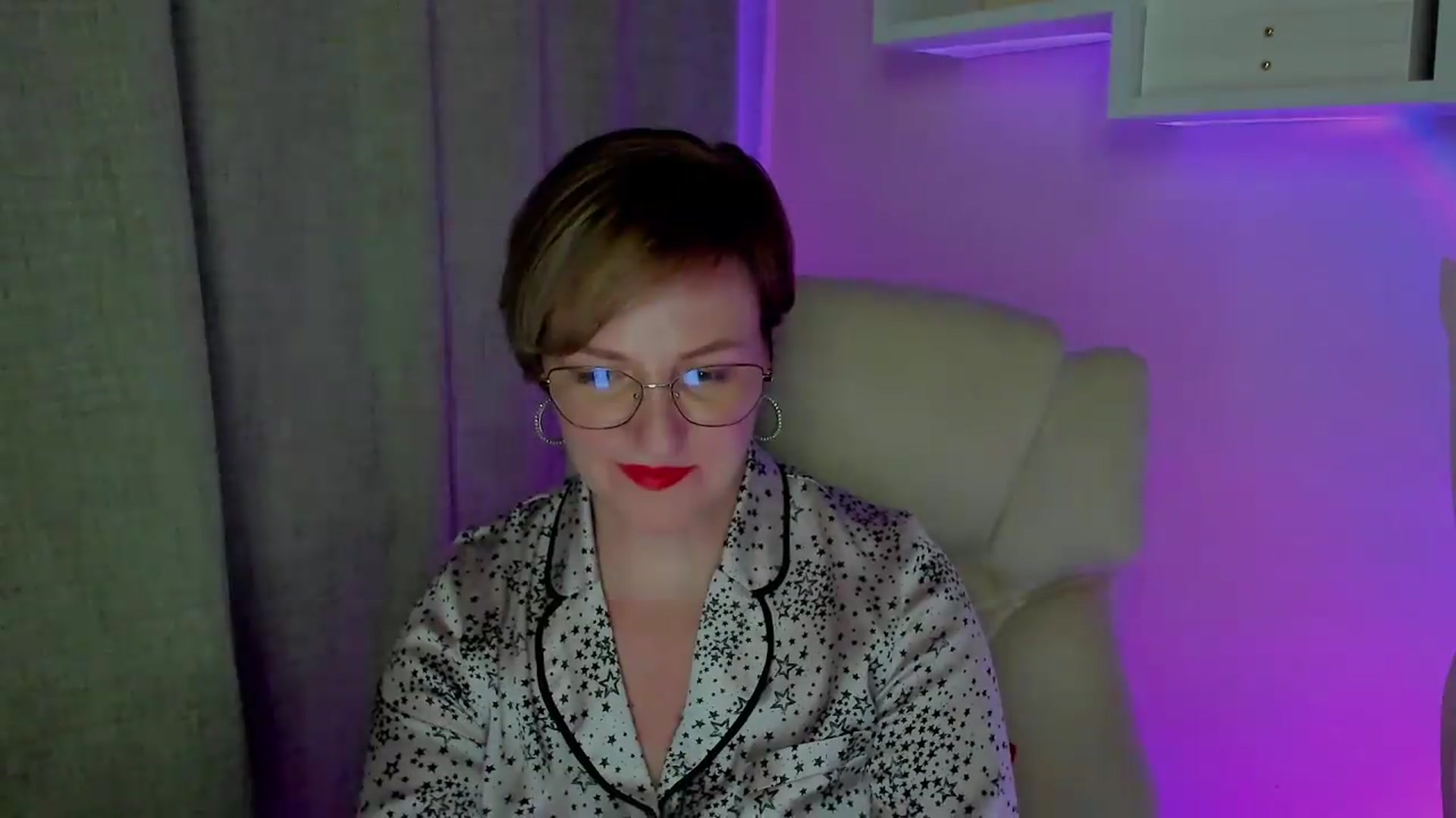 Gallery image thumbnail from EroticFELIZIA's myfreecams stream on, 08/20/2026, 18:29 image 8 of 20