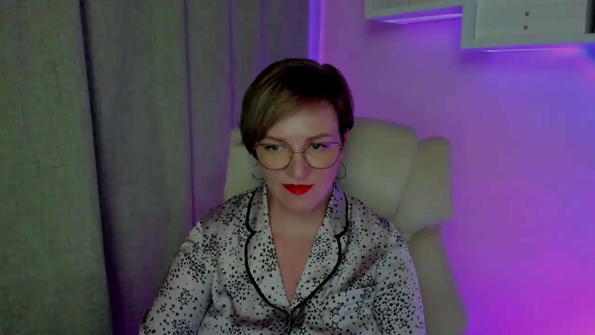 Gallery image thumbnail from EroticFELIZIA's myfreecams stream on, 08/20/2026, 19:24 image 6 of 20