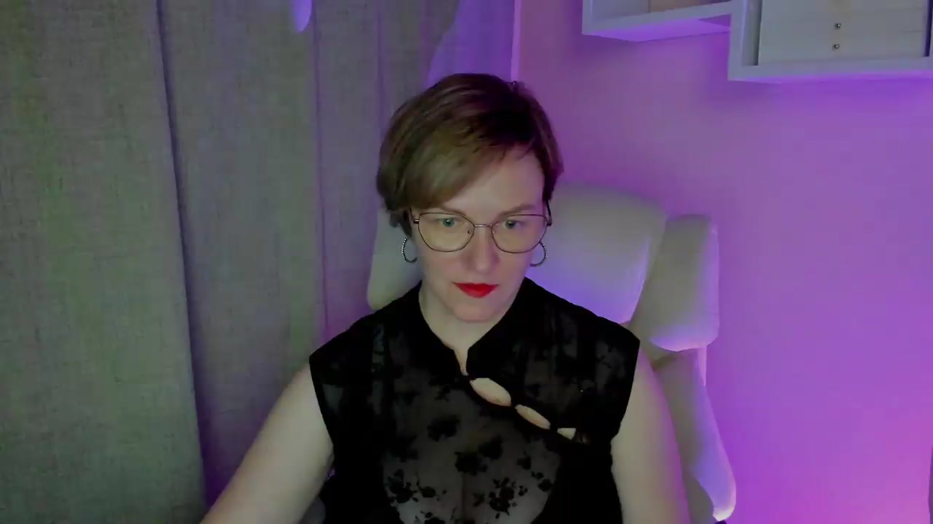 Gallery image thumbnail from EroticFELIZIA's myfreecams stream on, 08/24/2026, 13:03 image 15 of 20