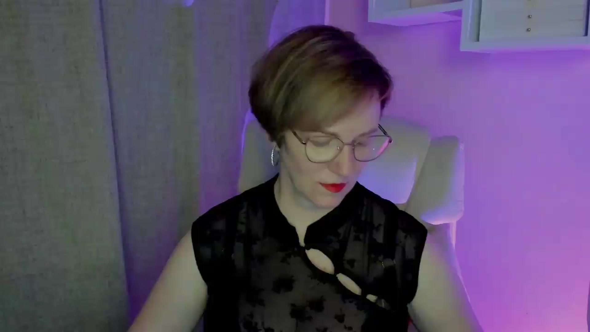 Gallery image thumbnail from EroticFELIZIA's myfreecams stream on, 08/24/2026, 13:03 image 2 of 20