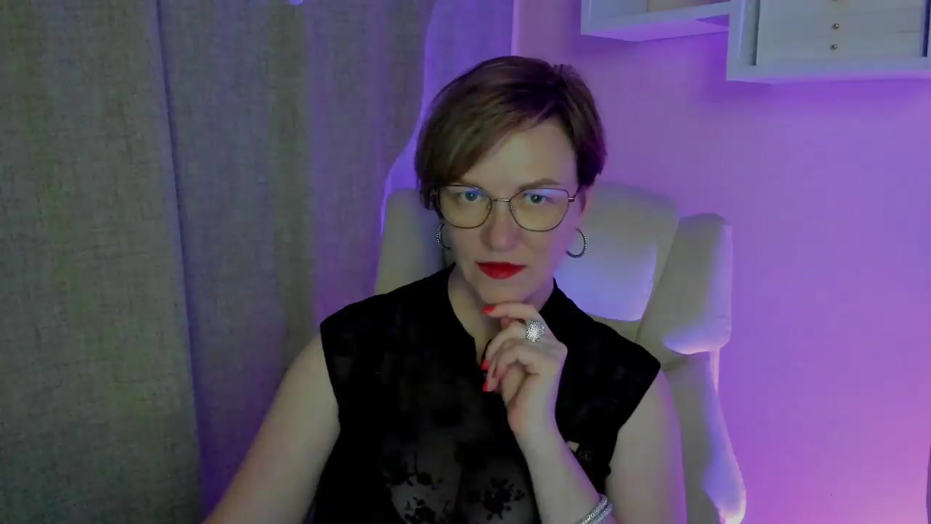 Gallery image thumbnail from EroticFELIZIA's myfreecams stream on, 08/24/2026, 13:03 image 3 of 20