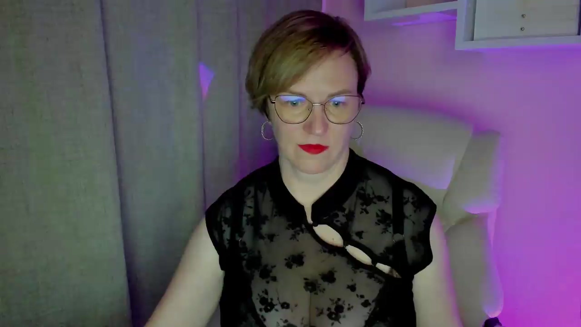 Gallery image thumbnail from EroticFELIZIA's myfreecams stream on, 08/24/2026, 13:28 image 4 of 20