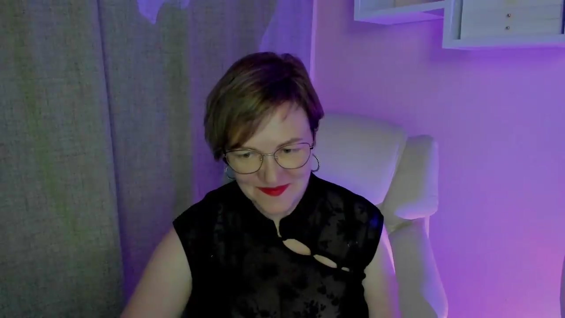 Gallery image thumbnail from EroticFELIZIA's myfreecams stream on, 08/24/2026, 16:27 image 11 of 20
