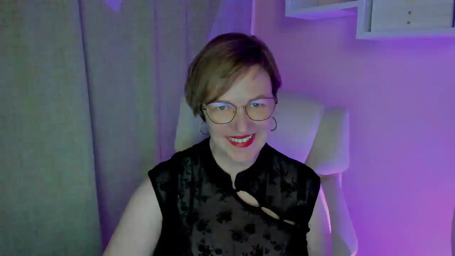 Gallery image thumbnail from EroticFELIZIA's myfreecams stream on, 08/24/2026, 16:27 image 10 of 20