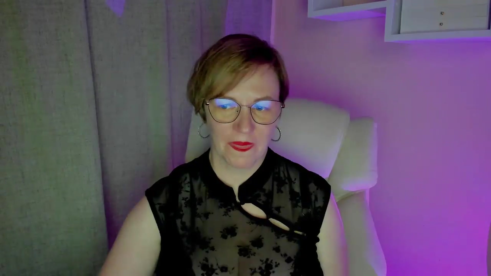 Gallery image thumbnail from EroticFELIZIA's myfreecams stream on, 08/24/2026, 16:27 image 12 of 20