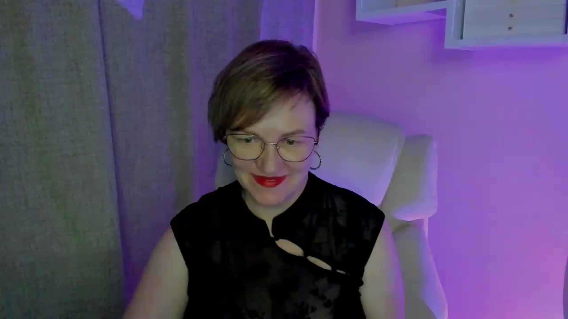 Gallery image thumbnail from EroticFELIZIA's myfreecams stream on, 08/24/2026, 16:27 image 14 of 20