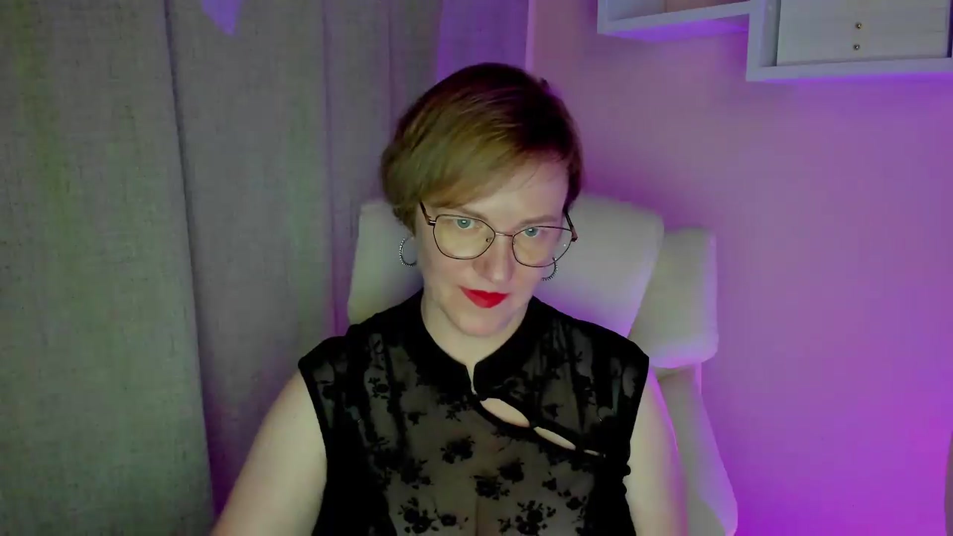 Gallery image thumbnail from EroticFELIZIA's myfreecams stream on, 08/24/2026, 16:27 image 15 of 20