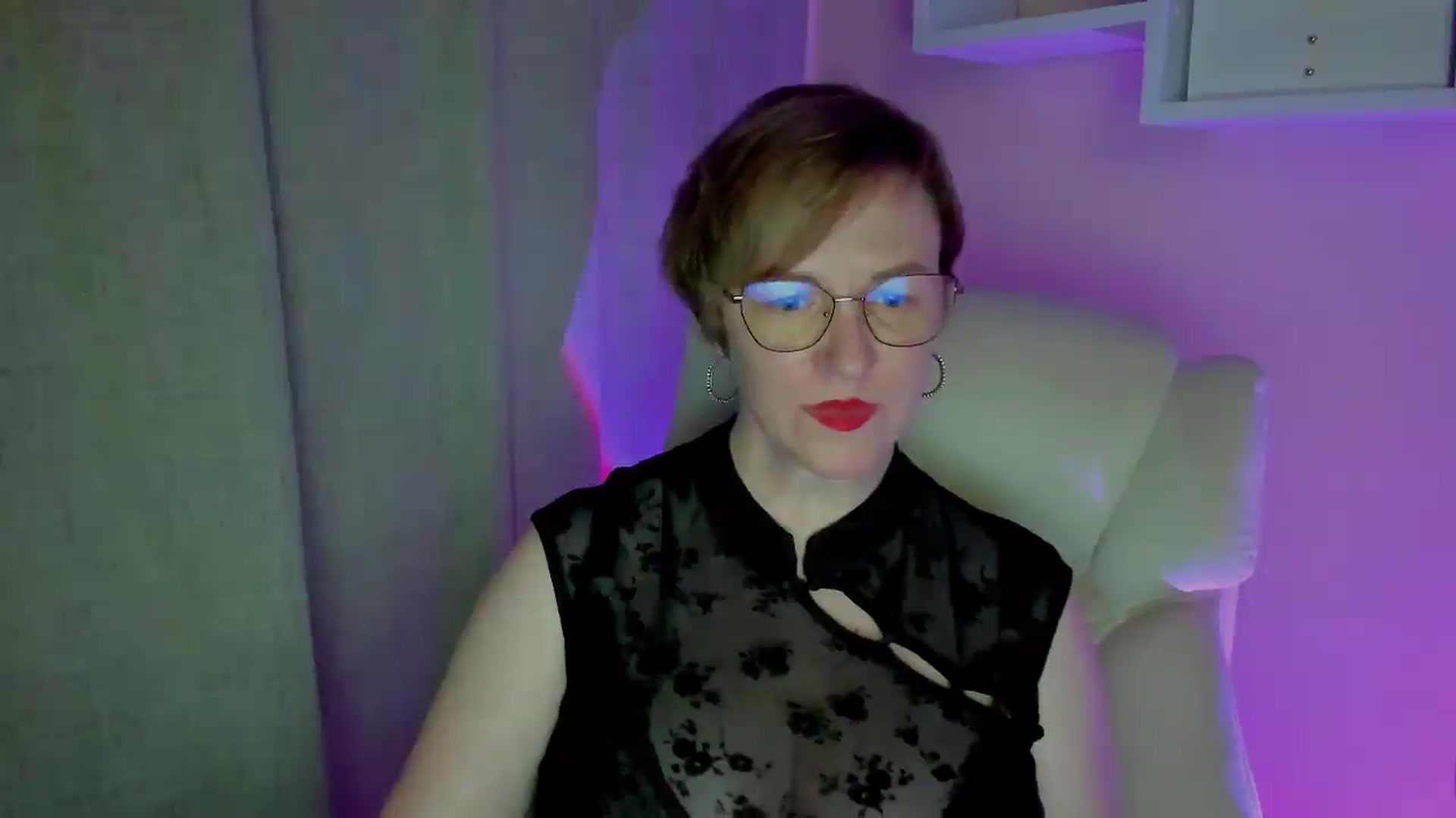 Gallery image thumbnail from EroticFELIZIA's myfreecams stream on, 08/24/2026, 16:27 image 3 of 20