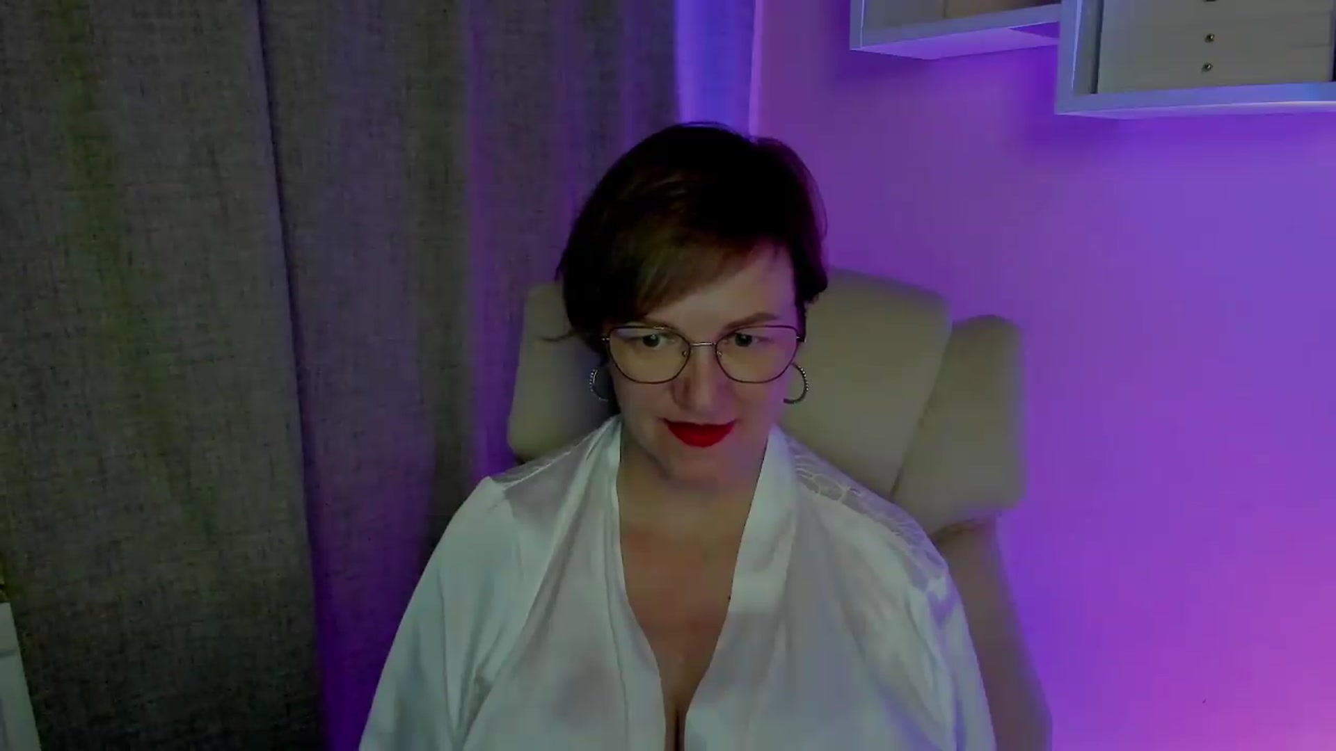 Gallery image thumbnail from EroticFELIZIA's myfreecams stream on, 08/24/2026, 18:56 image 8 of 20