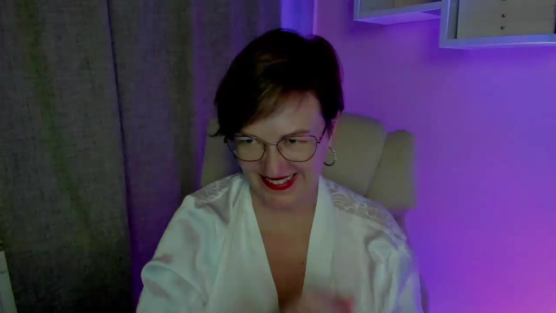 Gallery image thumbnail from EroticFELIZIA's myfreecams stream on, 08/24/2026, 18:56 image 6 of 20