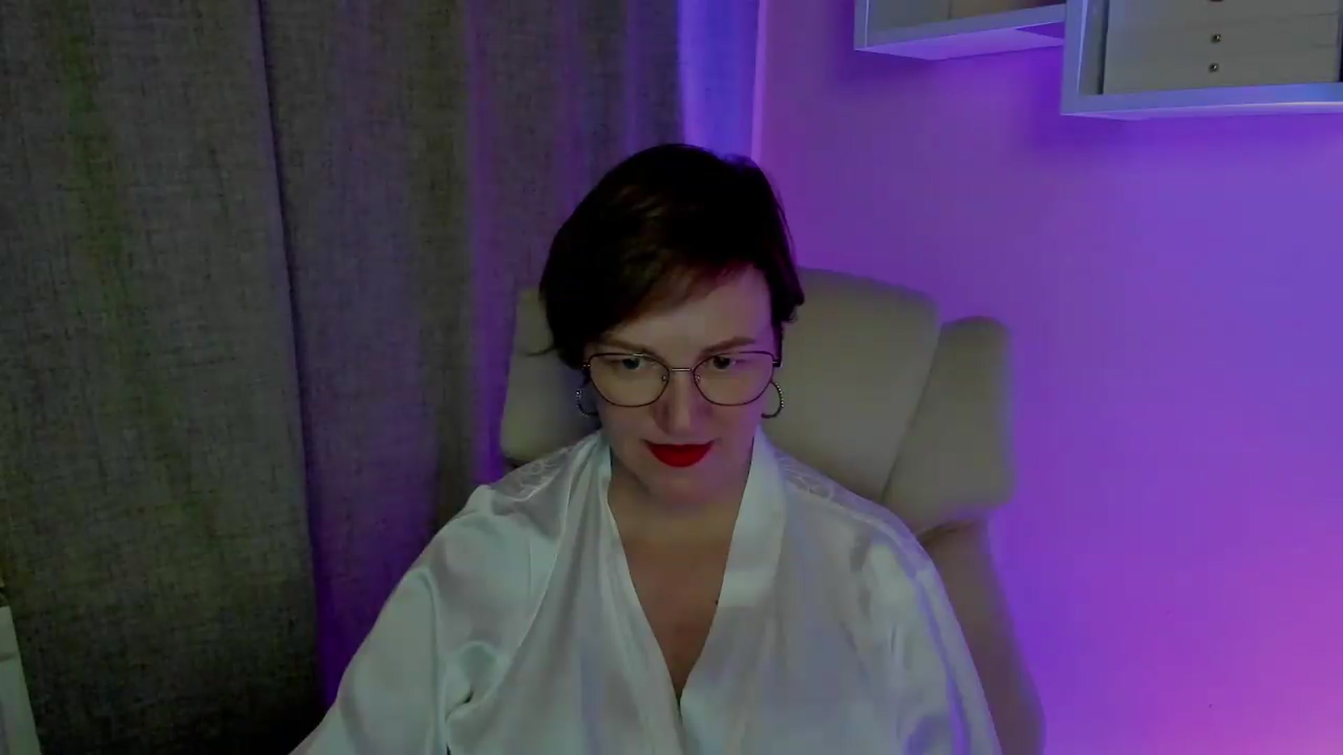 Gallery image thumbnail from EroticFELIZIA's myfreecams stream on, 08/24/2026, 18:56 image 17 of 20