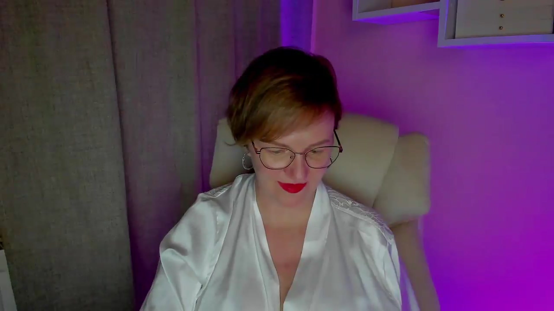 Gallery image thumbnail from EroticFELIZIA's myfreecams stream on, 08/24/2026, 18:56 image 5 of 20