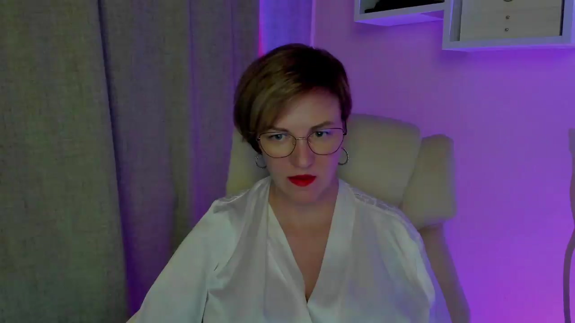 Gallery image thumbnail from EroticFELIZIA's myfreecams stream on, 08/29/2026, 13:05 image 9 of 20