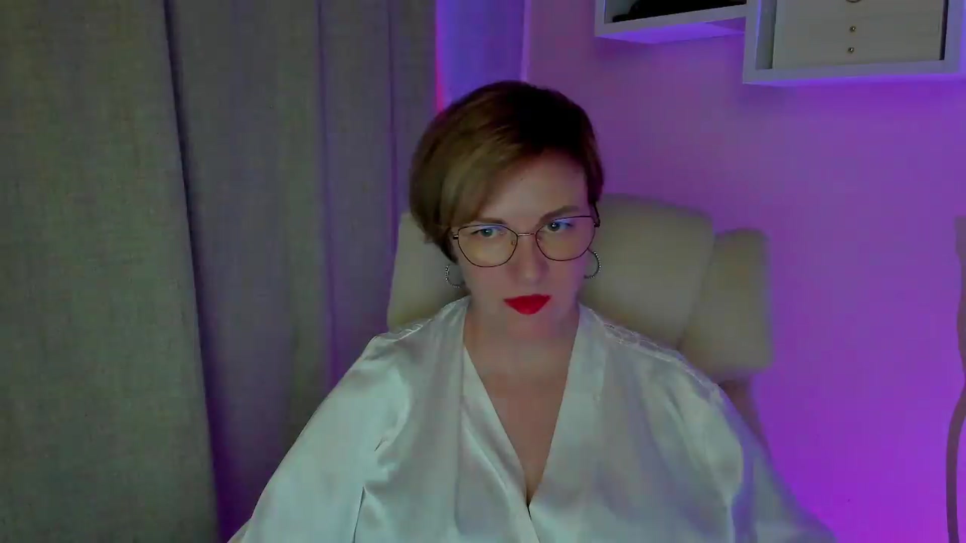Gallery image thumbnail from EroticFELIZIA's myfreecams stream on, 08/29/2026, 13:05 image 10 of 20