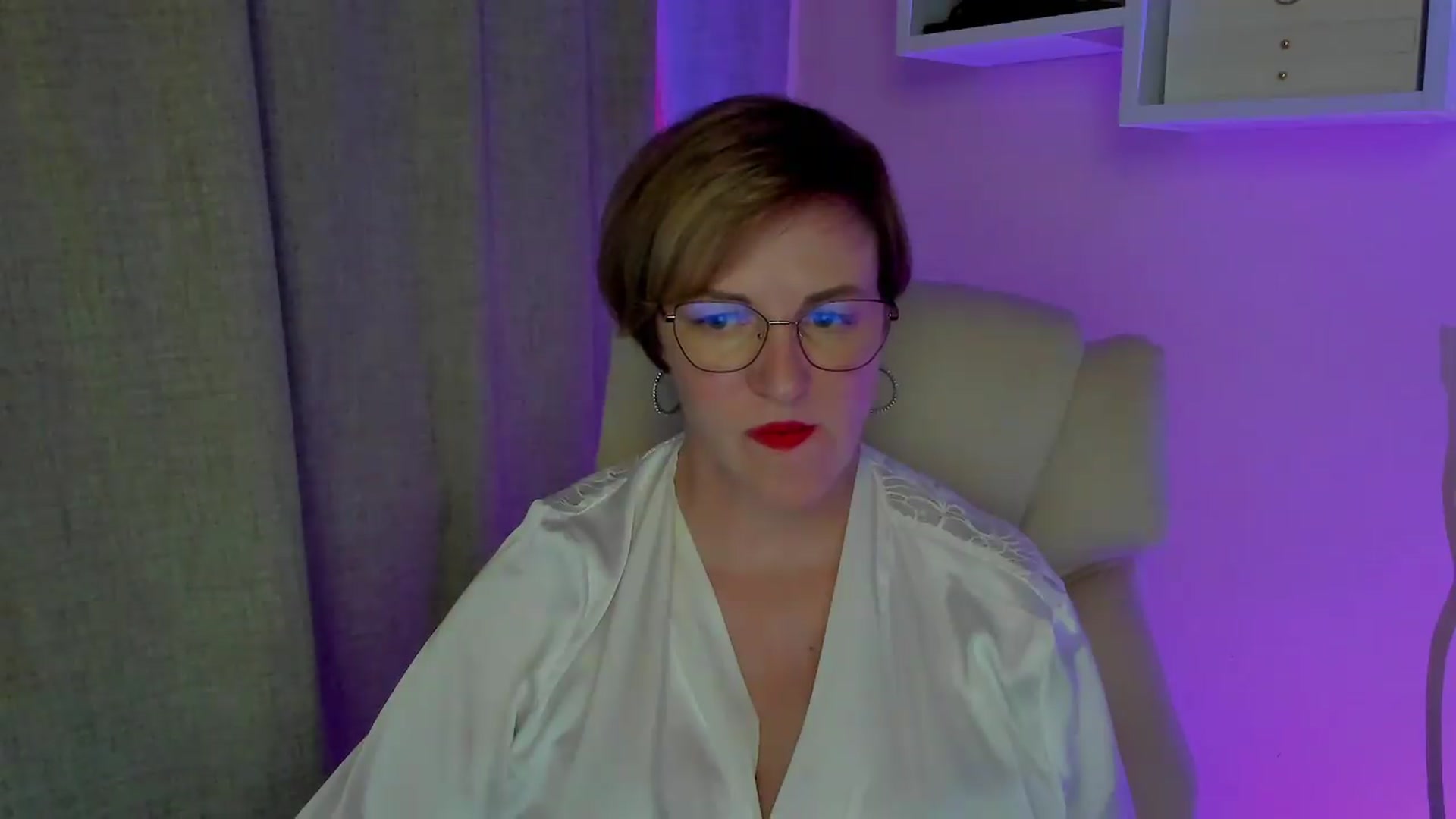 Gallery image thumbnail from EroticFELIZIA's myfreecams stream on, 08/29/2026, 13:05 image 3 of 20