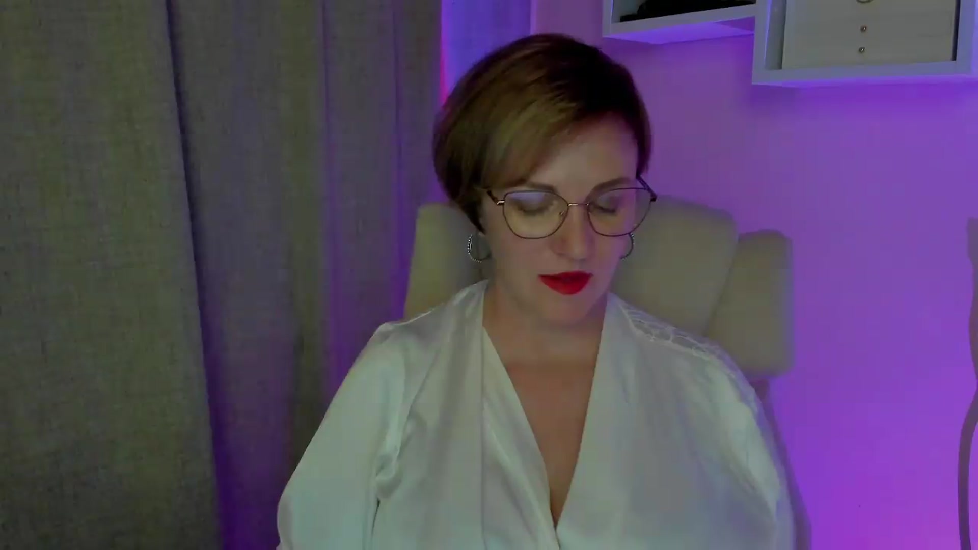 Gallery image thumbnail from EroticFELIZIA's myfreecams stream on, 08/29/2026, 13:05 image 18 of 20