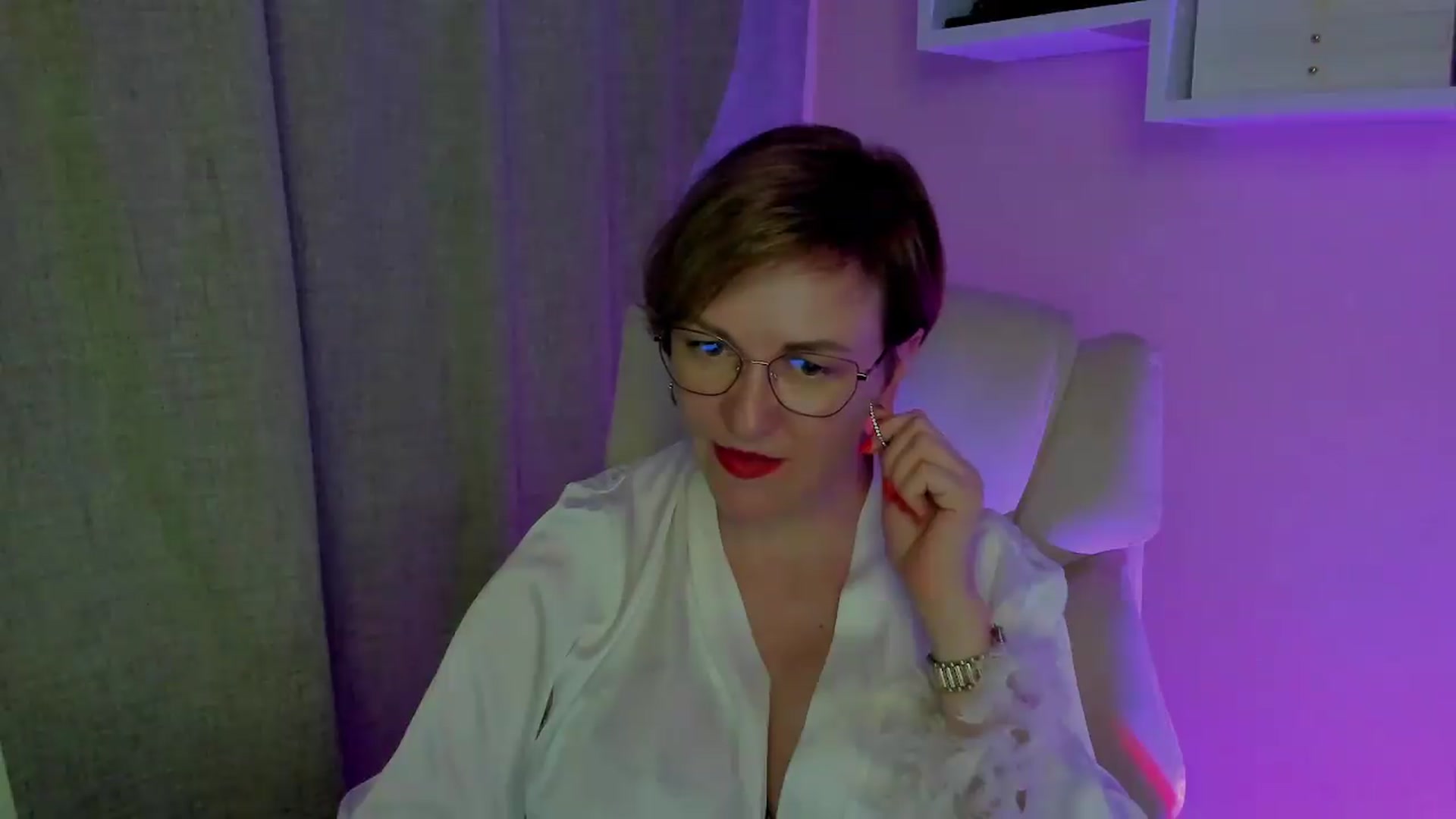 Gallery image thumbnail from EroticFELIZIA's myfreecams stream on, 08/29/2026, 16:08 image 17 of 20