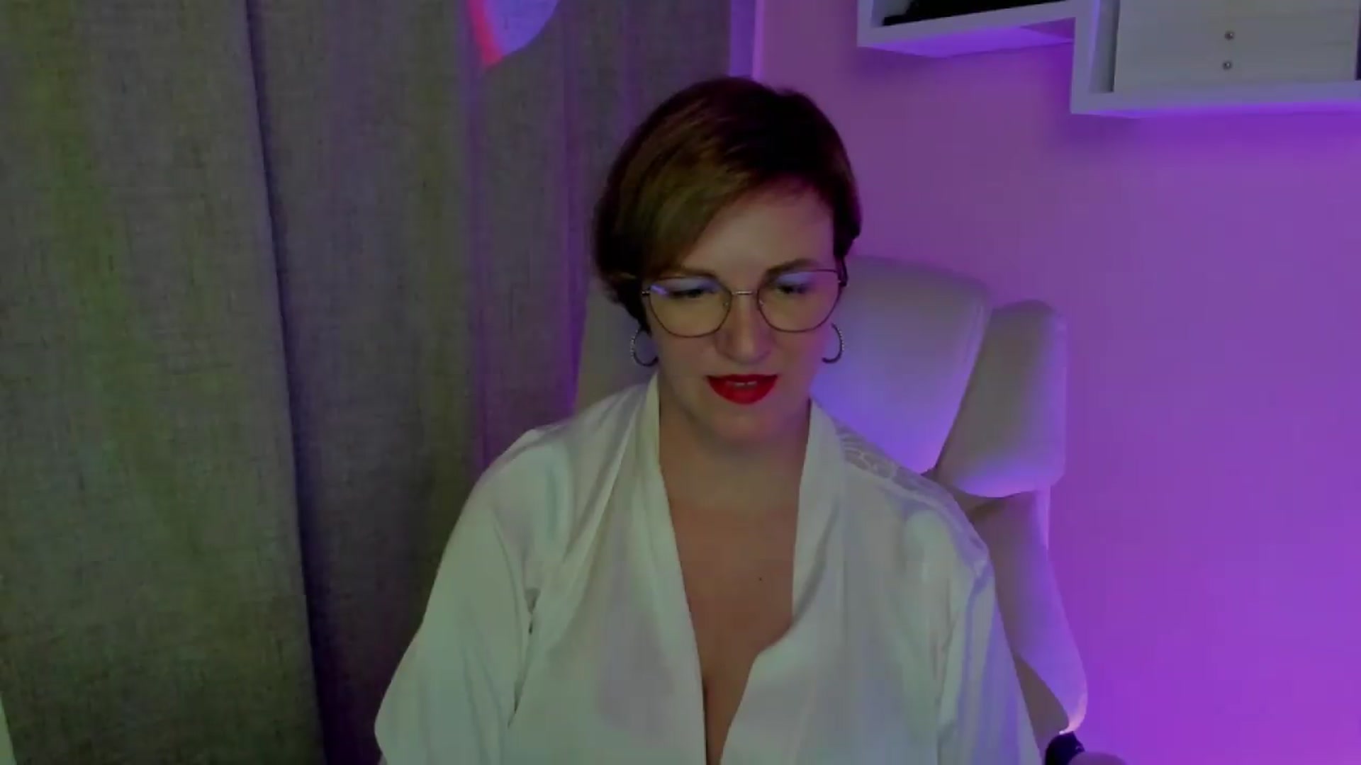 Gallery image thumbnail from EroticFELIZIA's myfreecams stream on, 08/29/2026, 16:08 image 7 of 20