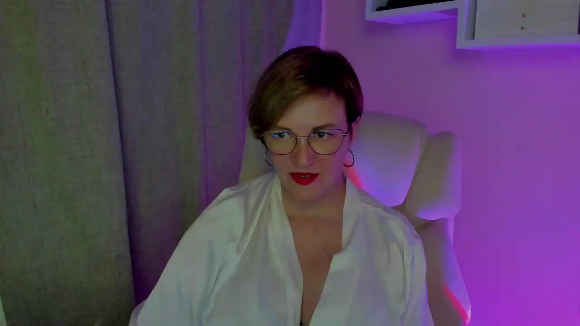 Gallery image thumbnail from EroticFELIZIA's myfreecams stream on, 08/29/2026, 16:08 image 20 of 20