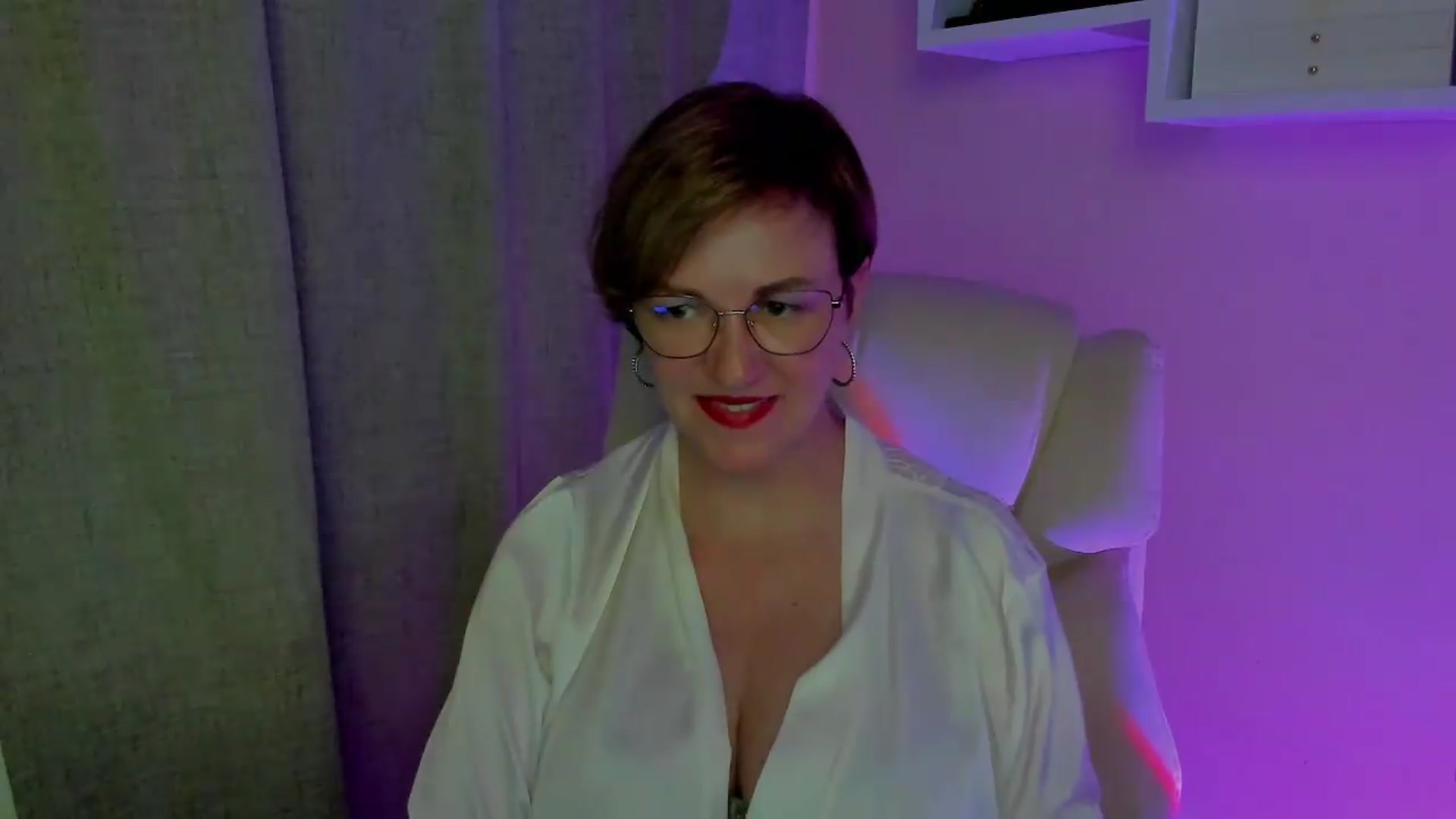 Gallery image thumbnail from EroticFELIZIA's myfreecams stream on, 08/29/2026, 16:08 image 13 of 20